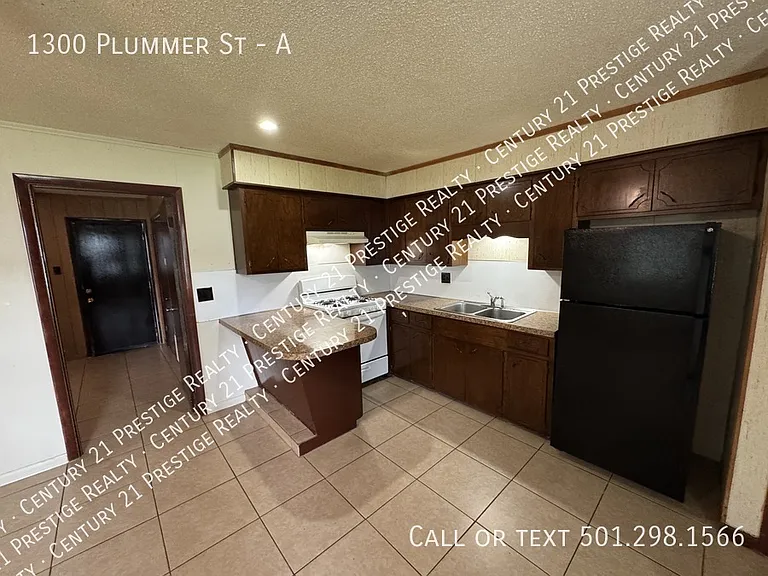1300 Plummer Dr #A — Photo 5