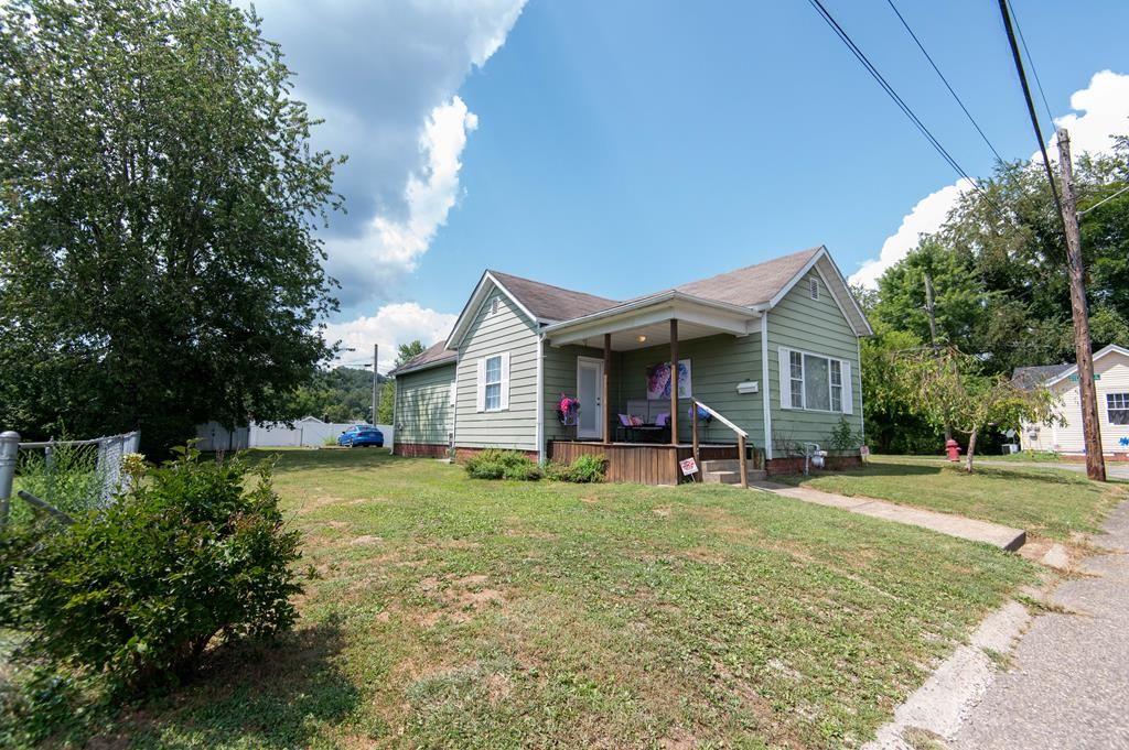 Real estate listing image