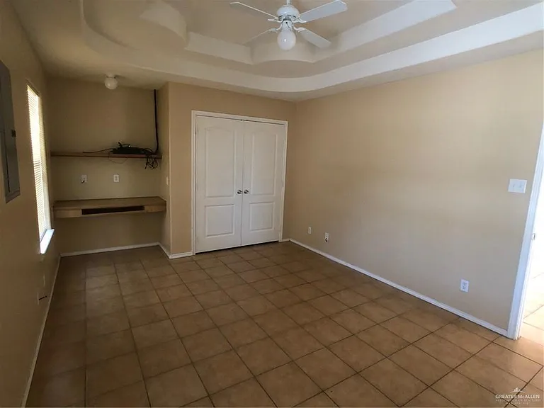 2027 W Western Dr #2 — Photo 18