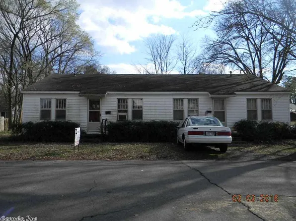 105 Wall St, Morrilton, AR 72110
