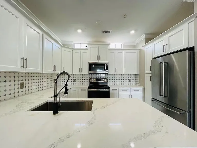 6117 Metrowest Blvd — Photo 6