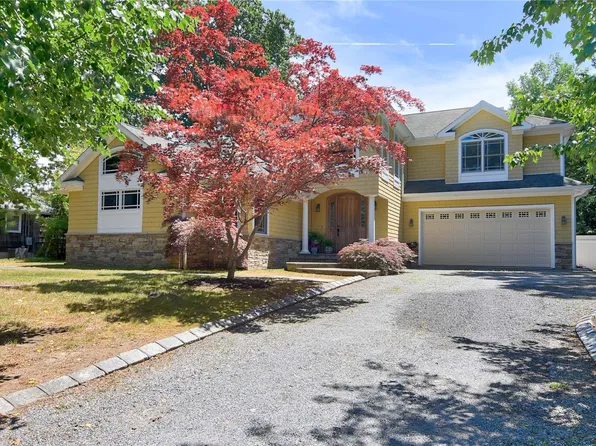 62 Upper Sheep Past Road, East Setauket, NY 11733