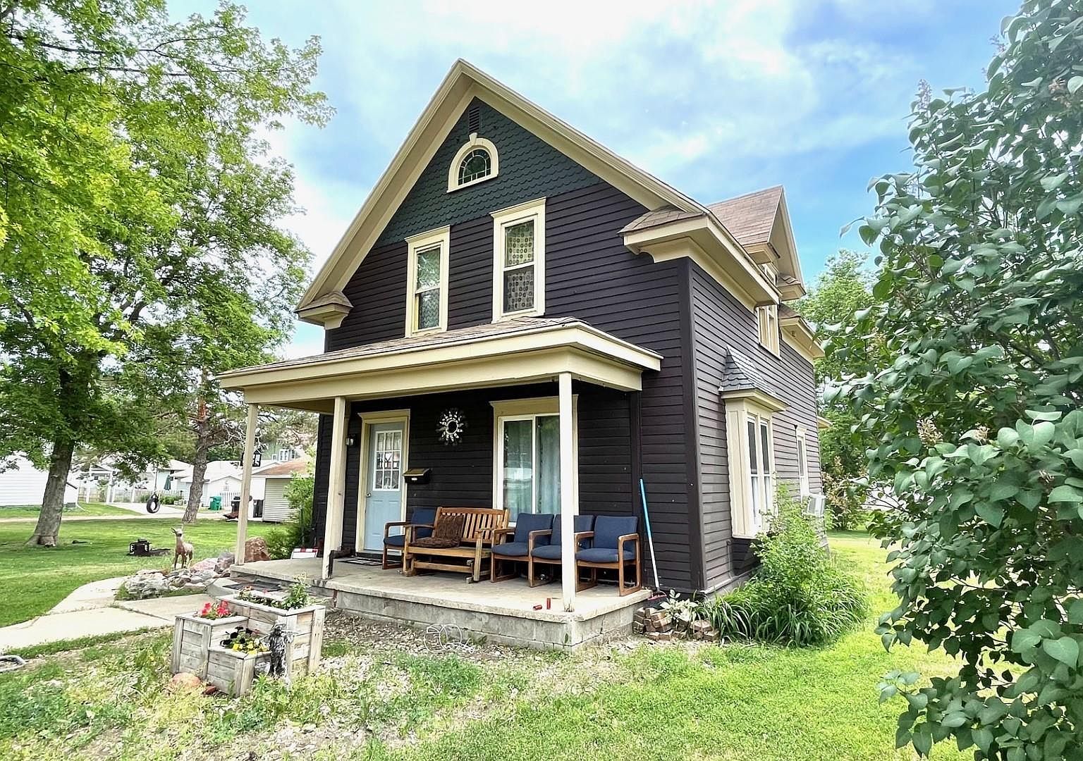 111 W Elm St, Beresford, SD 57004 MLS 22305078 Zillow