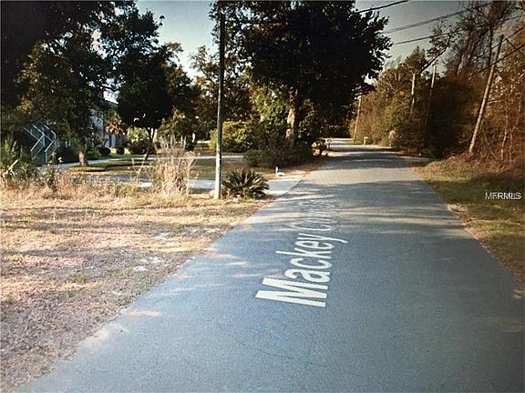 5th image of 3705 Mackey Cove Dr