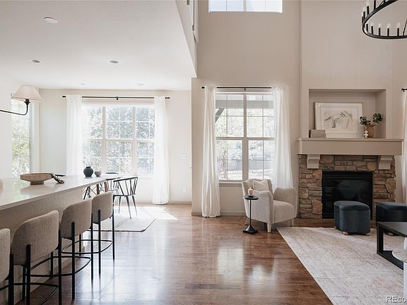 3rd image of 2289 S Isabell Street