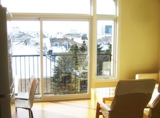 LEED on University, Waterloo, ON N2L 3E2