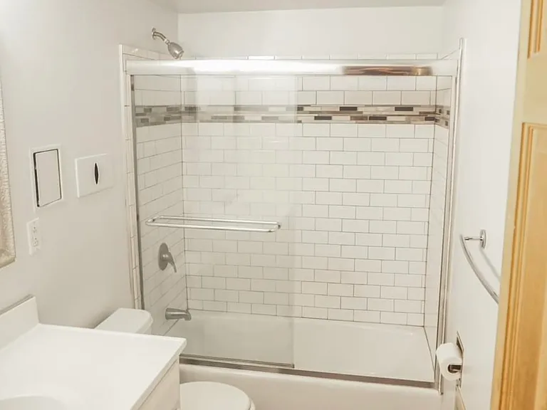 800 N Washington St #209 — Photo 27