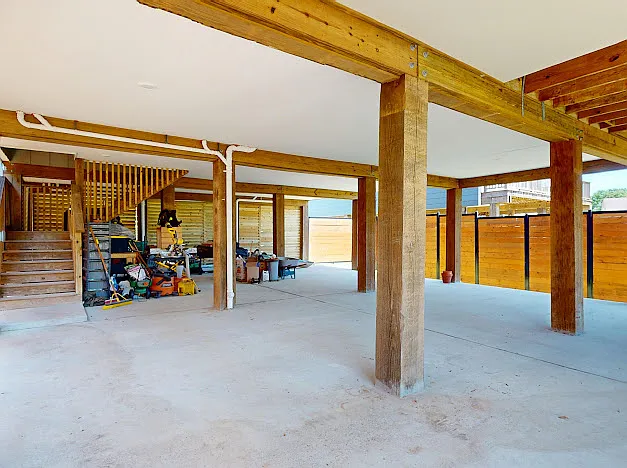 719 Baywood Dr — Photo 32