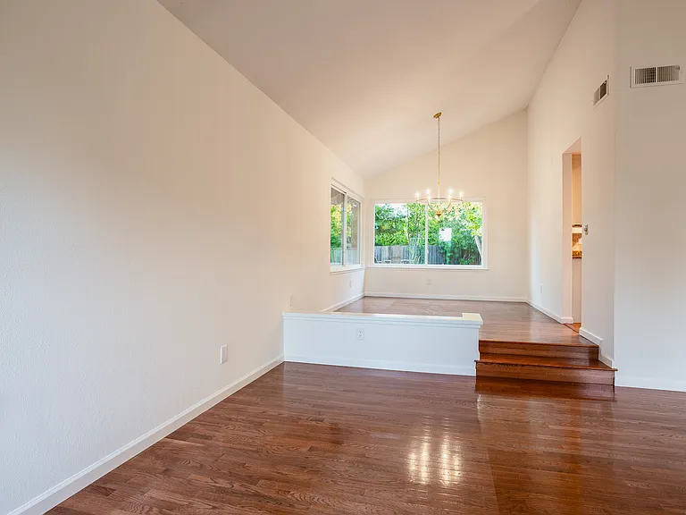 382 Bolero Dr — Photo 9