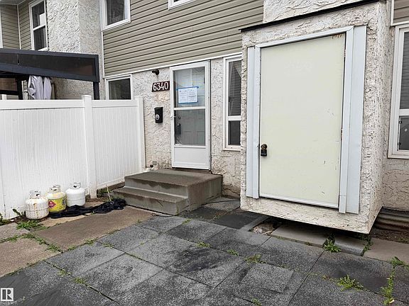 3rd image of 6340 184th St NW