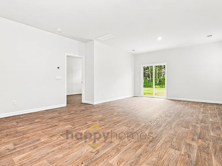 644 Ladywood Dr — Photo 5