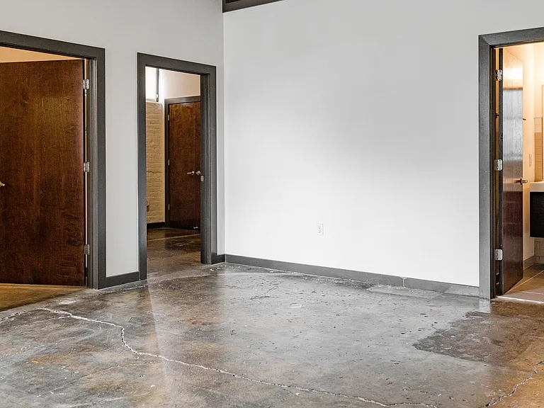 703 N Harrison Street 410 Hancock St — Photo 36