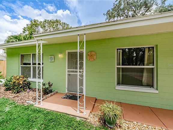 2nd image of 10617 Lake Breeze Dr