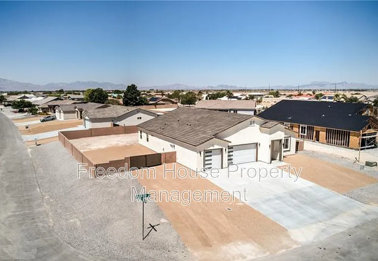 6380 Waterford St — Photo 34