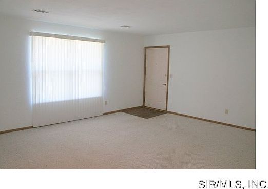 4th image of 209 Lakewood Ct APT 5
