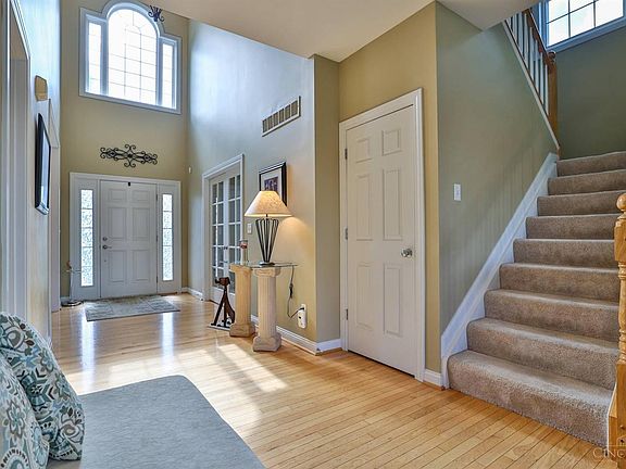 5th image of 6275 Amberley Ct