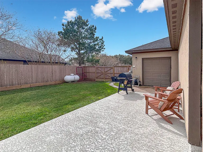 626 Sunset Trl — Photo 35