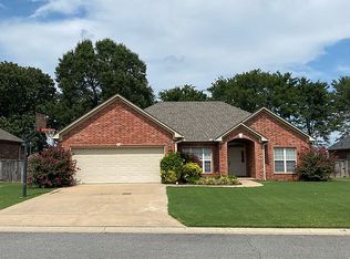 29 Valmont St, Greenbrier, AR 72058
