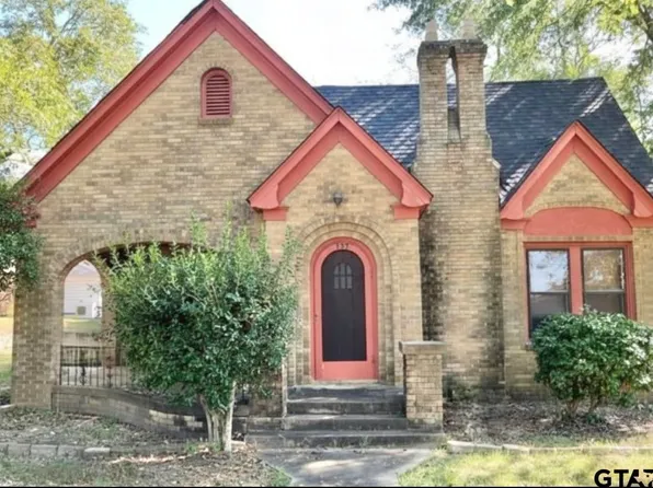 437 Jefferson St, Pittsburg, TX 75686