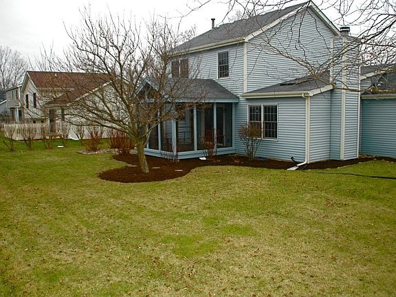3rd image of 330 Fox Ln