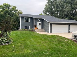 508 Northwood Dr, Horace, ND 58047