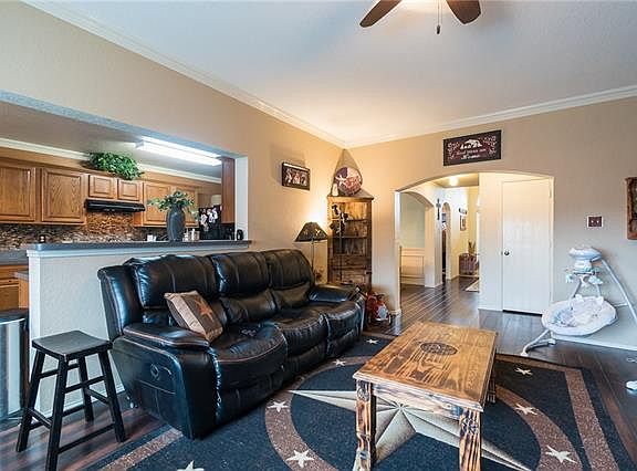 5th image of 9078 Riverfalls Dr