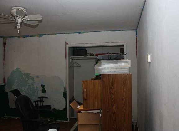 4th image of 520 Orchard St