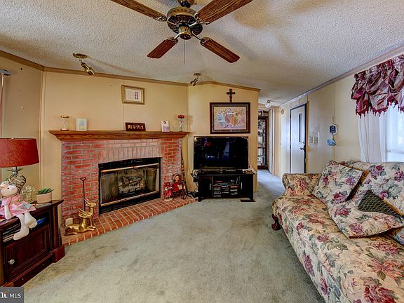 3rd image of 21212 K St