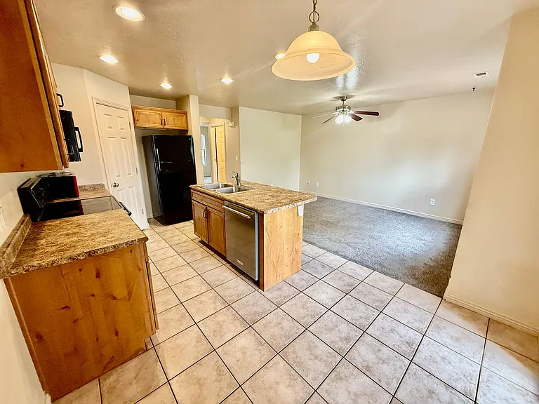 3155 S Hidden Valley Dr #341 — Photo 9