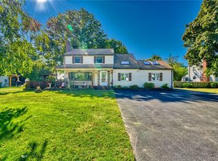 631 Bay Rd, Webster, NY 14580