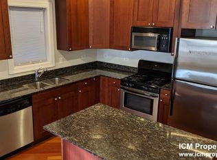 3112 N Racine Ave #1SE, Chicago, IL 60657