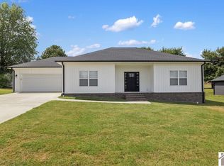 1105 Cindy Ln, Mayfield, KY 42066