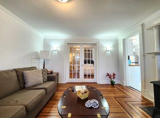 752 Ridge St APT 2, Charlottesville, VA 22902