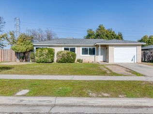2424 W Norwich Ave, Fresno, CA