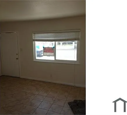 3 bed, 1000 sqft, $2,300 — Photo 2