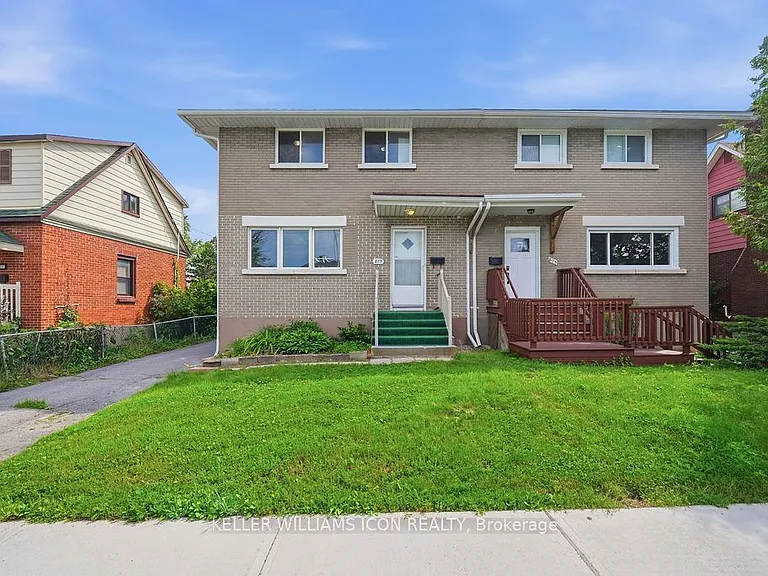 873 Woodroffe Ave — Photo 2