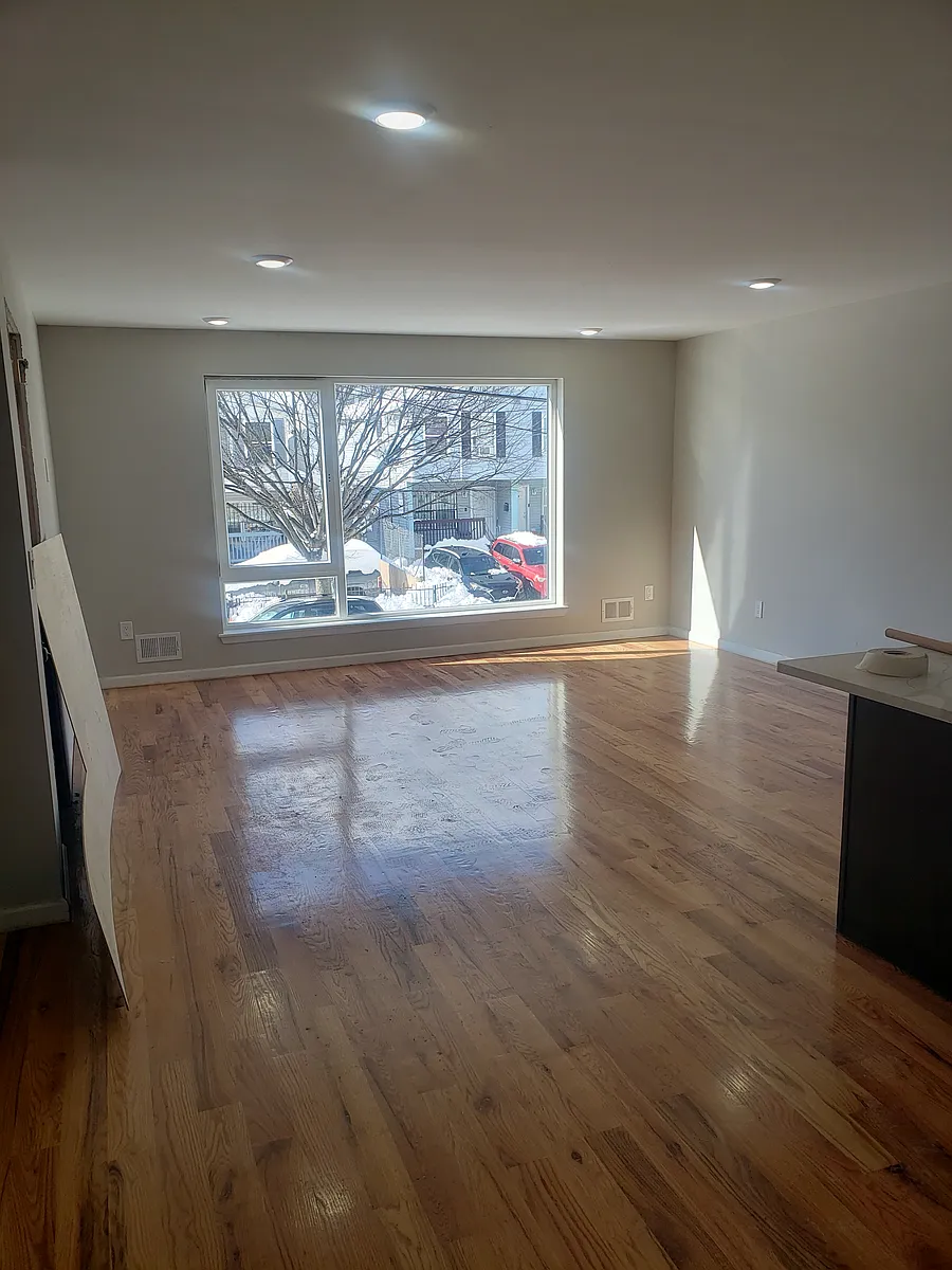 Building Photo - 408 S 8th St