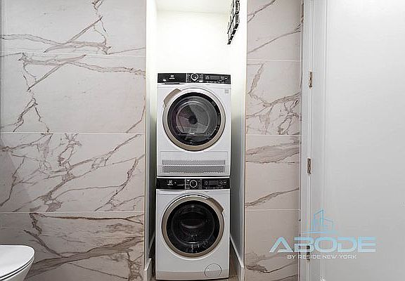 4th image of 1245 Bedford Ave #6C