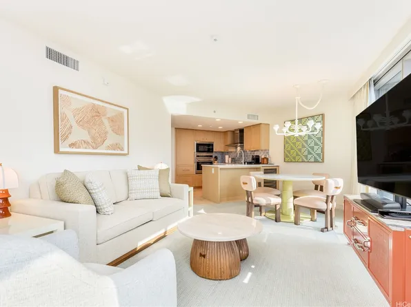 223 Saratoga Rd #1622, Honolulu, HI 96815