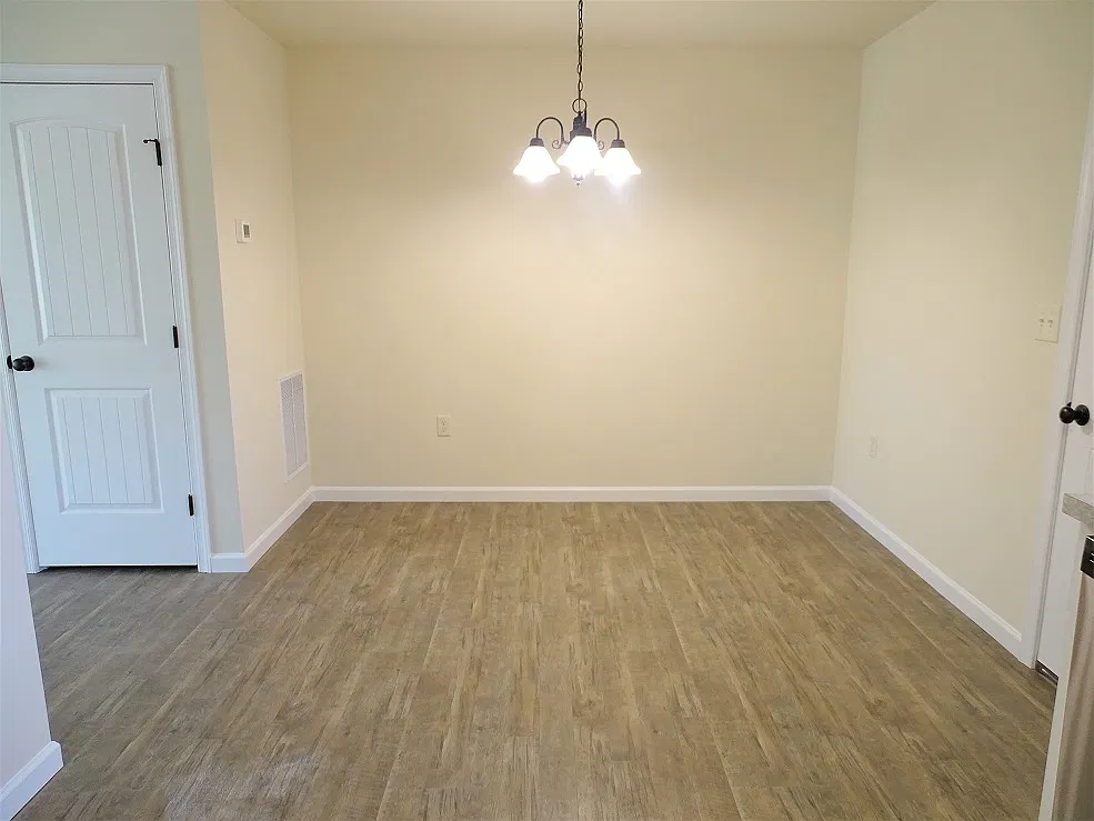 3 bed, 2.5 bath, 1449 sqft, $1,795 — Photo 4