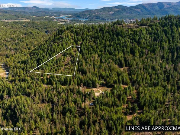 4 Cedar St, Priest River, ID 83856