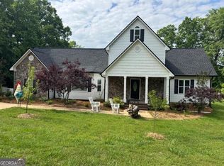 327 Lakeridge Dr, Temple, GA