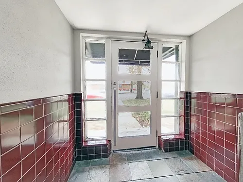 6425 Loughborough Ave — Photo 11