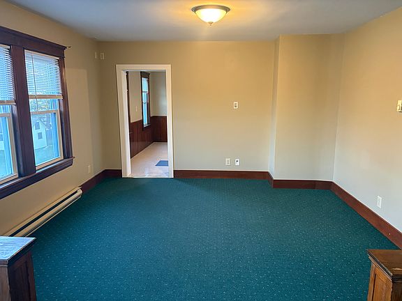 3rd image of 10 Eddy St #2