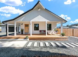 31395 Kenady Ln, Cottage Grove, OR 97424