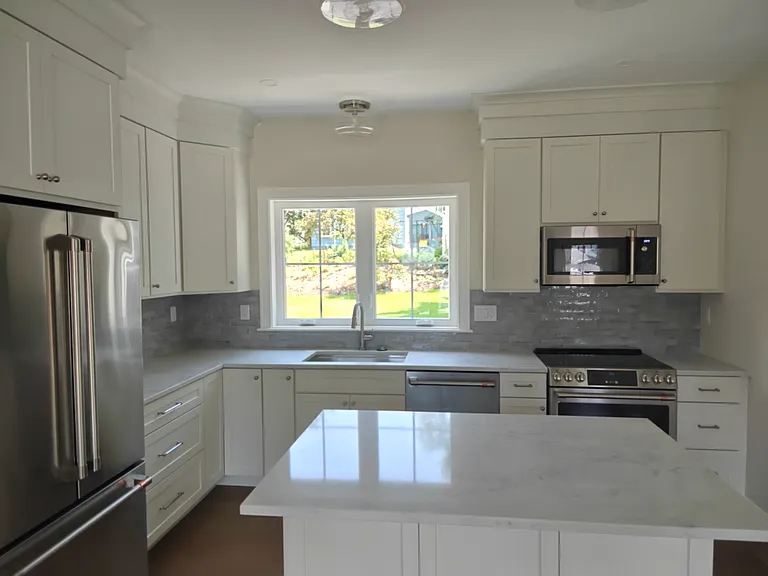 27 Park St #2 — Photo 8