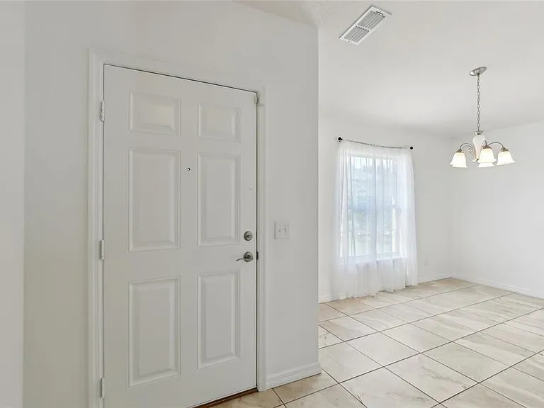 109 James Cir — Photo 12