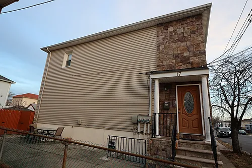 17 Winfield St #B Photo 1 17 Winfield St #B Photo 1