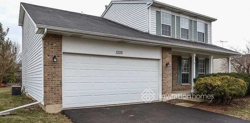 1225 Sebring Cir Elgin, IL 60120 — Photo 2
