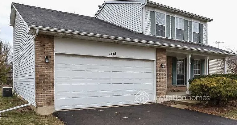 1225 Sebring Cir — Photo 2